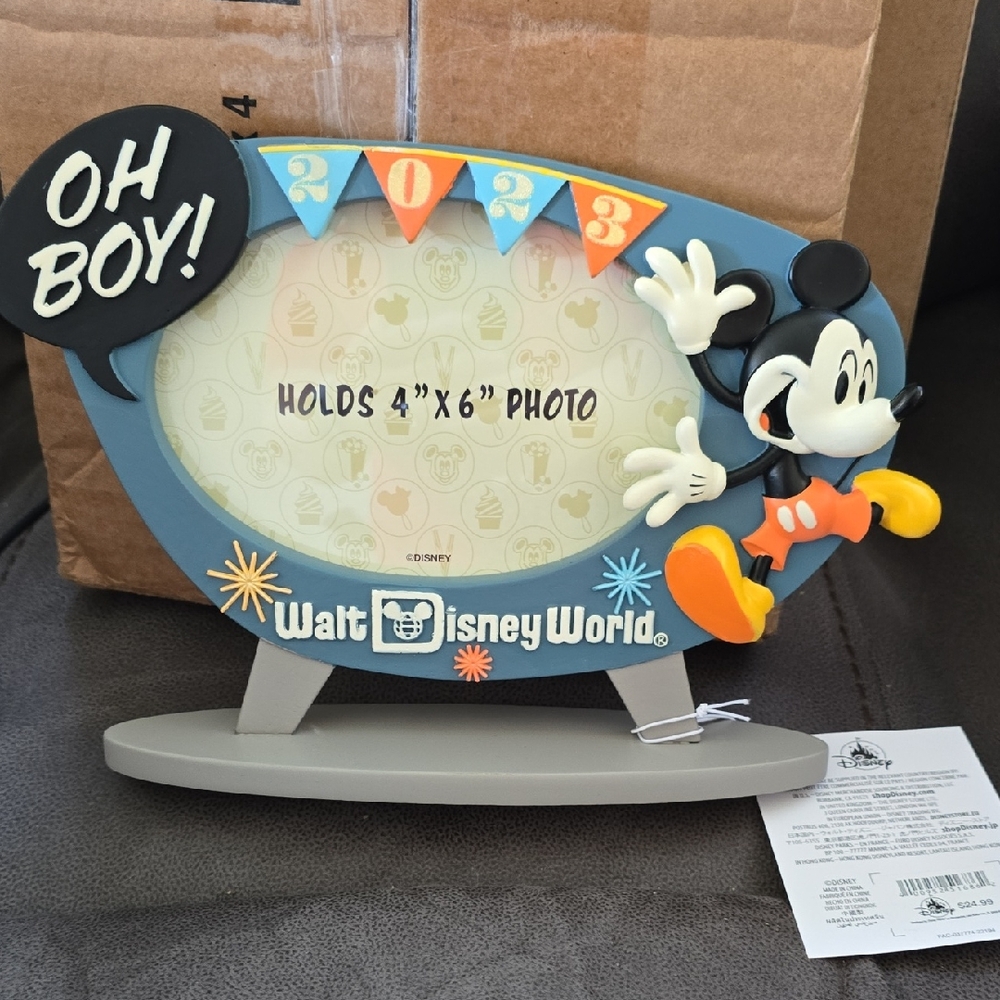 Disney Walt Disney World 2023 Mickey Photo Picture Frame 4x6 New with Tag